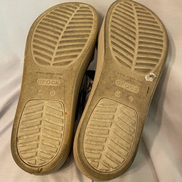Crocs | Brooklyn mid wedge sandals size 9 - Picture 4 of 4